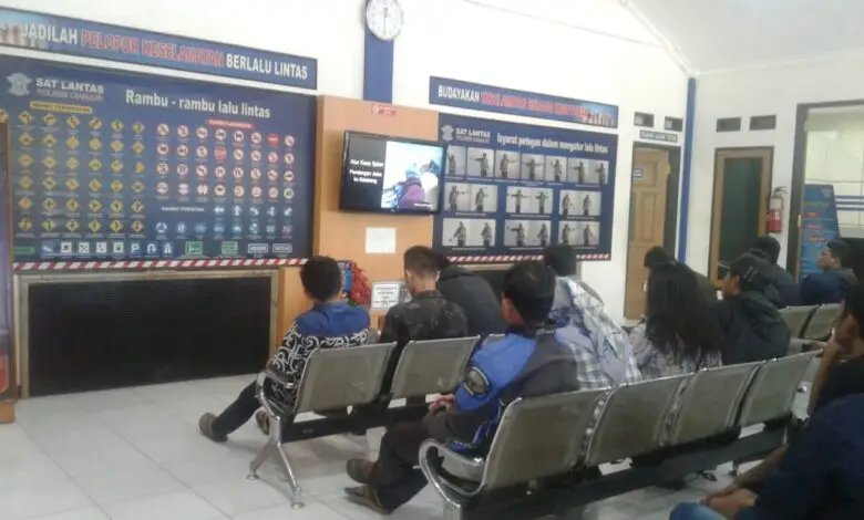Lahir 1 Juli, 84 Warga Bikin SIM Gratis di Polres Cianjur