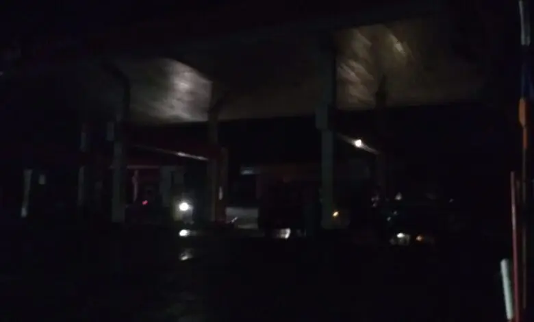 Listrik di Jalan Abdullah Bin Nuh Cianjur Mati