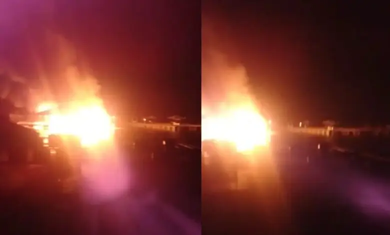 Membara! Satu KJA di Jangari Cianjur Kebakaran, Ribuan Ekor Ikan Lepas dari Keramba
