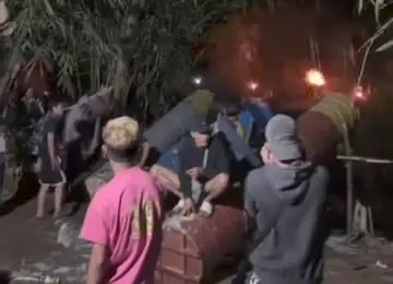 Meriahnya Malam Takbiran di Cianjur, Warga Bojongpicung Adu Dentuman Meriam Drum