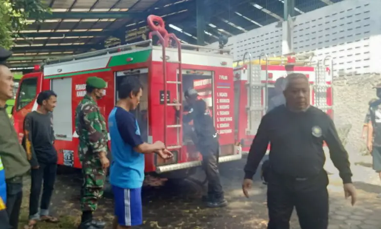Mess Karyawan Pabrik Kulit di Cilaku Kebakaran