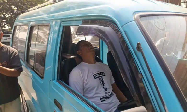 Mobil Angkot Mundur Sendiri, Dikira Sopir Tidur Ternyata Meninggal
