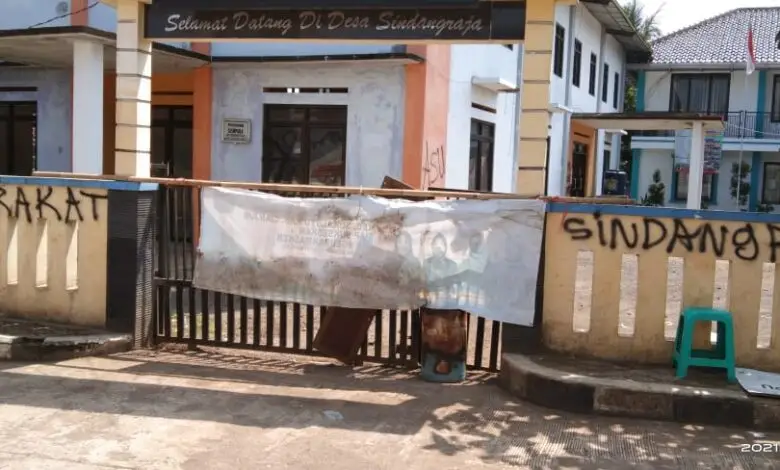 Mosi Tidak Percaya, Permasalahan Kepala Desa Sindangraja Belum Selesai