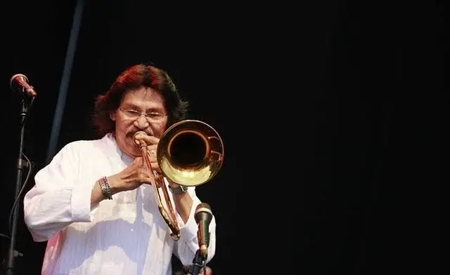 Musisi Senior Benny Likumahuwa Tutup Usia
