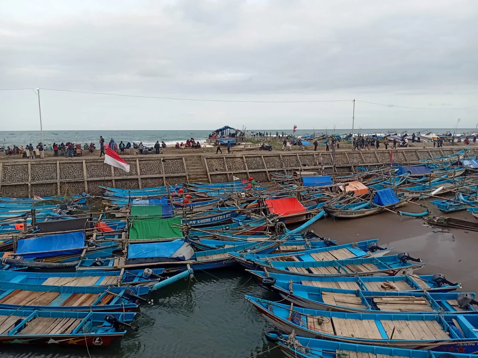 Nelayan Pantai Jayanti Keluhkan Kolam Labuh Minim Kapasitas, Ratusan Perahu Terancam Tenggelam