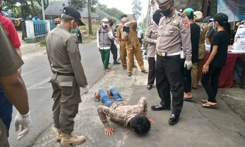 Operasi Yustisi di Cianjur, Pelanggar Prokes Dihukum Push Up