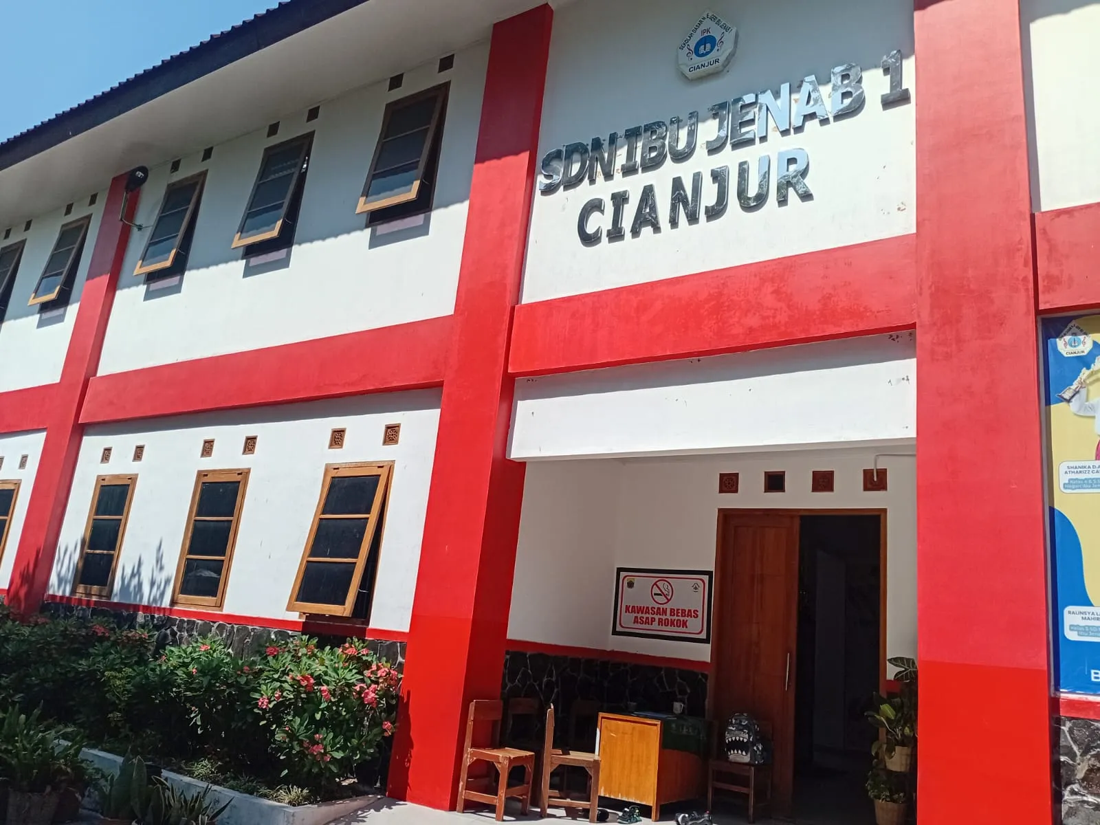 Orang Tua Siswa Mengeluh, Iuran Berkedok Infak SDN Ibu Jenab 1 Cianjur Dipatok Hingga Rp 1,5 Juta Untuk Mebeler dan Pagar