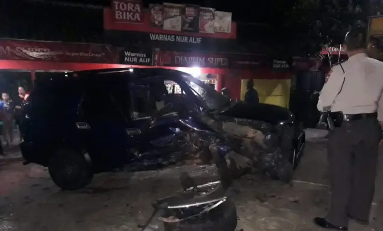 Pagi Buta, Taruna dan Mobilio Tabrakan di Cugenang