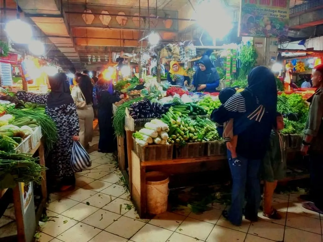 Pasar Cipanas Membludak Jelang Ramadan, Kenaikan Pengunjung Capai 80 Persen