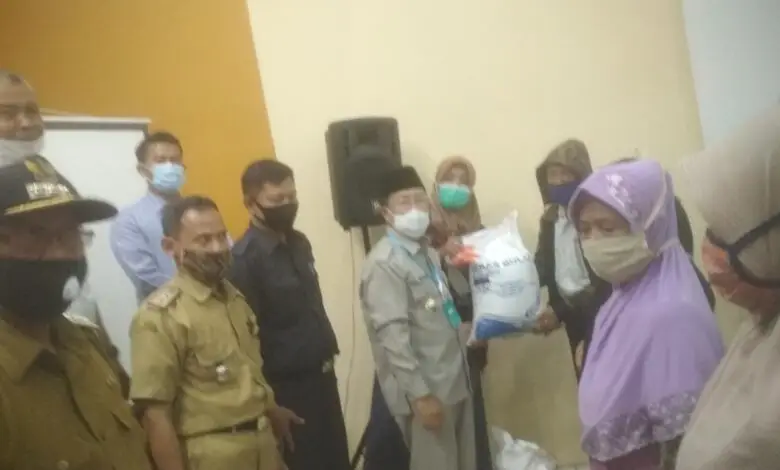 Pemkab Cianjur Launching Program Bantuan Sosial Beras Kepada KPM PKH