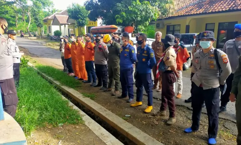 Pencarian Hari Kedua, Korban Tenggelam di Pantai Jayanti Cidaun Masih Belum Ditemukan