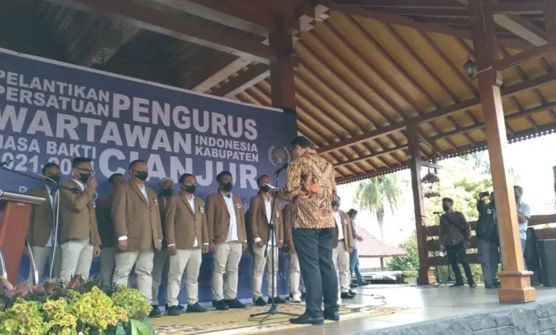 Pengurus PWI Cianjur Dilantik, Bupati Ucapkan Terimakasih
