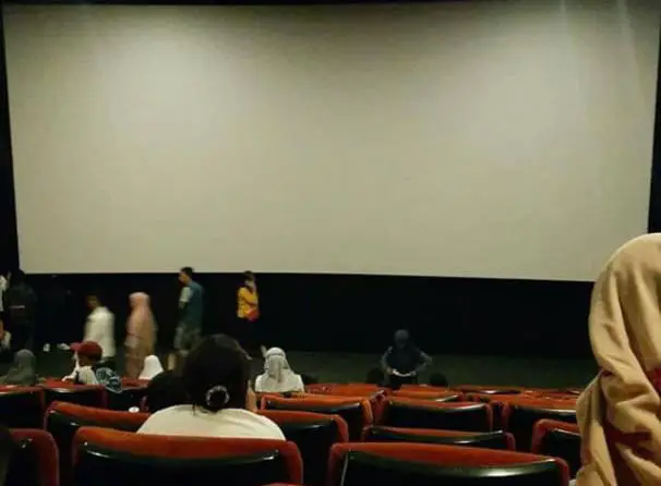 Penonton Kecewa, Bioskop Moviplex Sukabumi Mati Listrik Saat Pembukaan