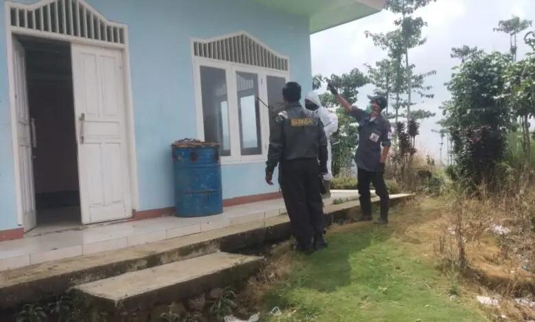 Penyemprotan Disinfektan Terus Berlangsung di Pedesaan