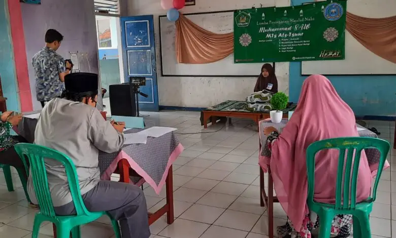 Peringati Maulid Nabi, MTs Ats-Tsuur Gelar Lomba Religi