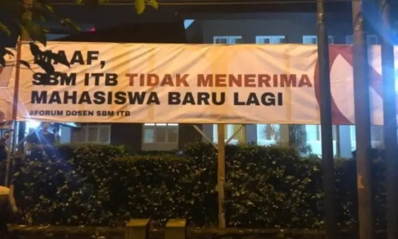 Perkuliahan Disetop, Begini Kronologi Konflik Rektor dan Dosen SBM ITB