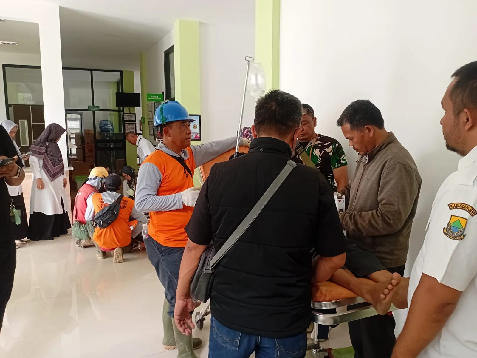 PLN Cianjur Gerak Cepat Tangani Insiden Pekerja Tersengat Listrik di Cimenteng