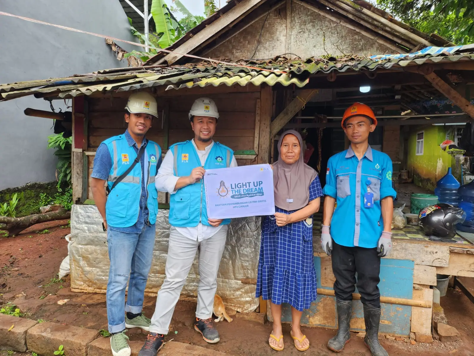 PLN UP3 Cianjur Nyalakan Listrik Gratis untuk Pelanggan di Bulan Ramadhan
