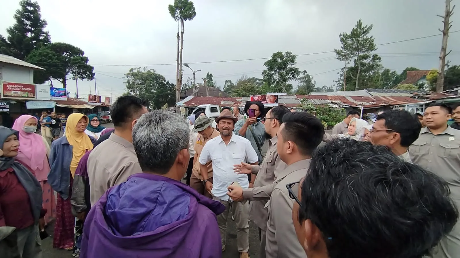 Polemik Retribusi Kawasan Wisata Cibodas Menguap, DPRD Cianjur Sidak, Masyarakat Mendesak