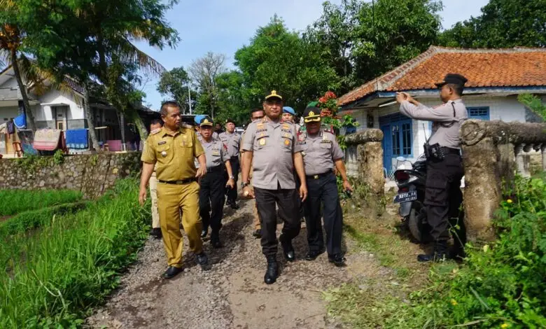 Polisi Berjaga di Lokasi Puting Beliung Cilaku