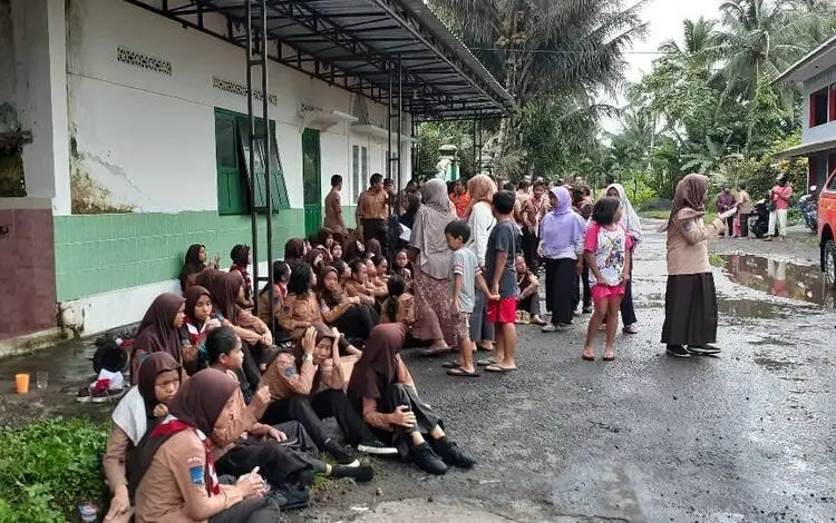 Pramuka Cianjur Ikut Berduka dan Berdoa