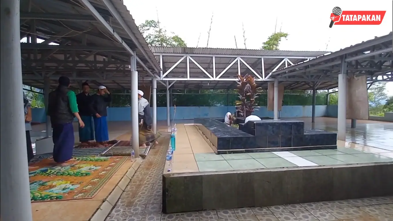 Punya Sejarah Panjang, Makam Keramat Eyang Pasir Gunung Cupu Jadi Incaran Peziarah di Cianjur, Pernah ke Sini?