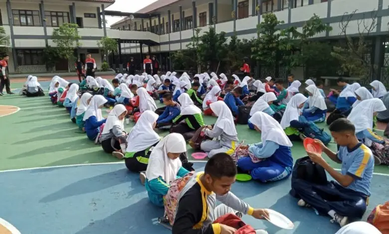 Ratusan Anggota Paskibra se-Kabupaten Cianjur Latihan Gabungan