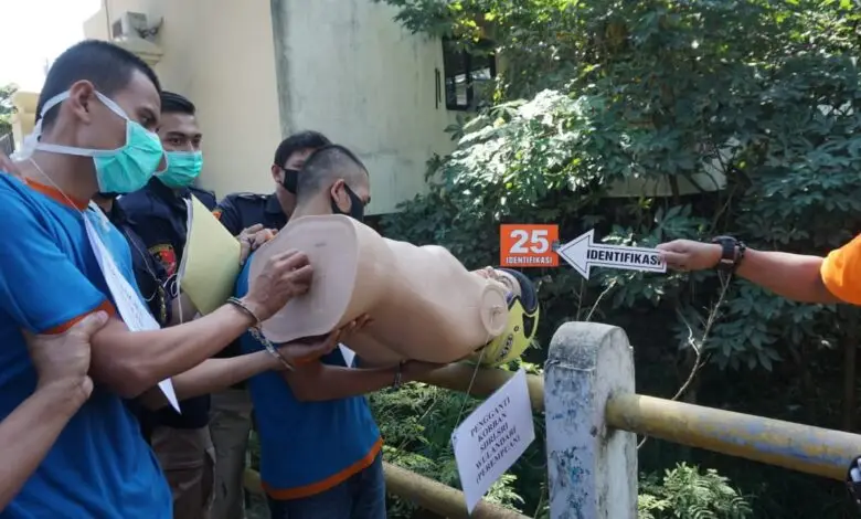 Rekonstruksi Penemuan Mayat Citarum: Korban Dibunuh di Kantor Pelaku
