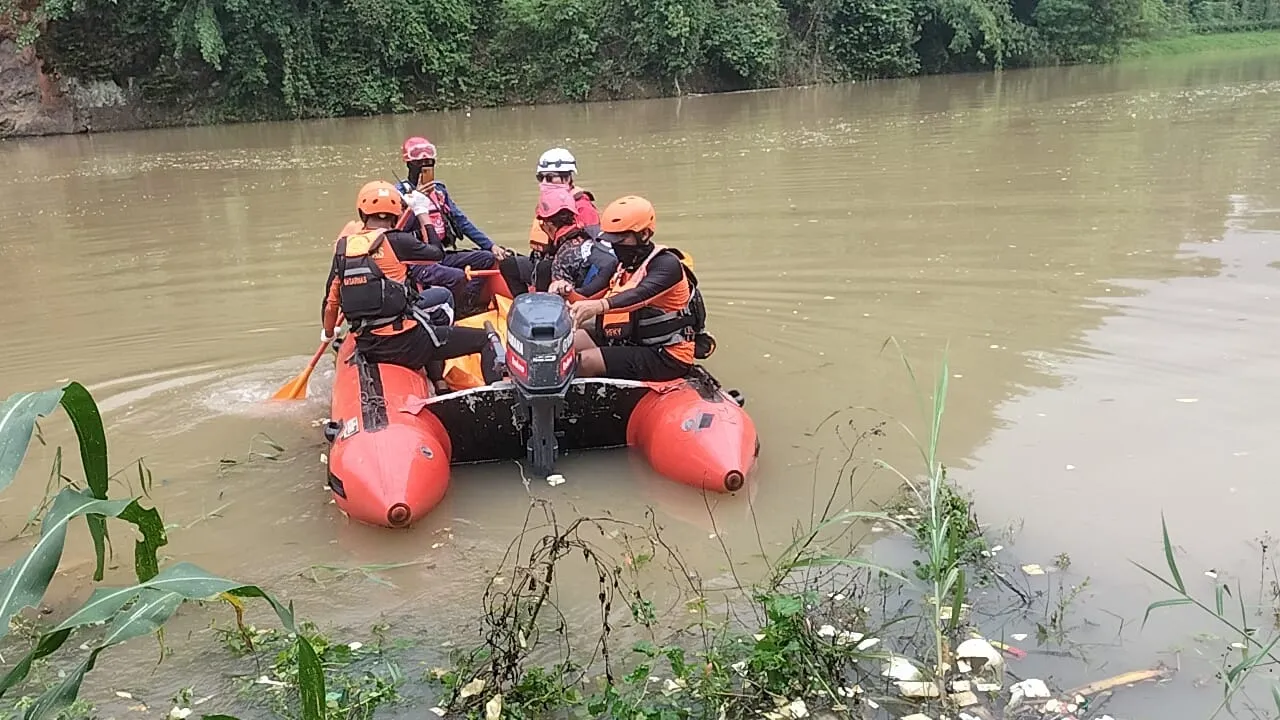 Remaja Hanyut di Sungai Cisokan Ditemukan Meninggal Dunia Setelah Dua Hari Pencarian