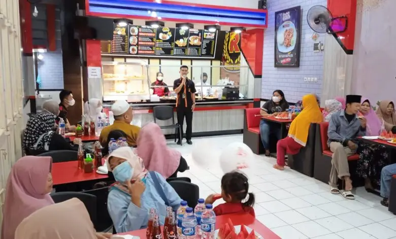 Rocket Chicken Akhirnya “Mendarat” di Cianjur, Kuy Serbu!