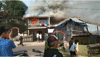 Rumah di Cianjur Kebakaran Gara-gara Casan HP, Begini Kronologisnya