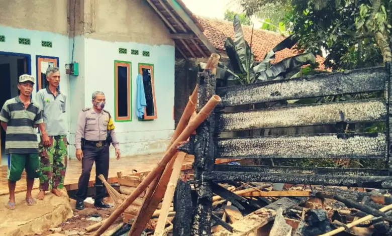 Rumah Nenek 80 Tahun di Ciranjang Ludes Terbakar Pagi Buta