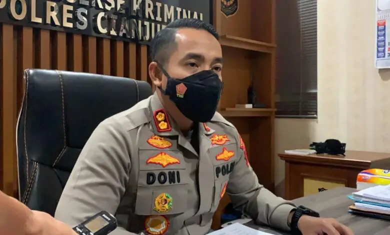 Sadis! Rekonstruksi Penyiraman Air Keras di Cianjur, Pelaku Peragakan 42 Adegan