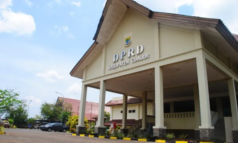 Satu Anggota Terpapar Corona, Kantor DPRD Cianjur Segera Disemprot Disinfektan
