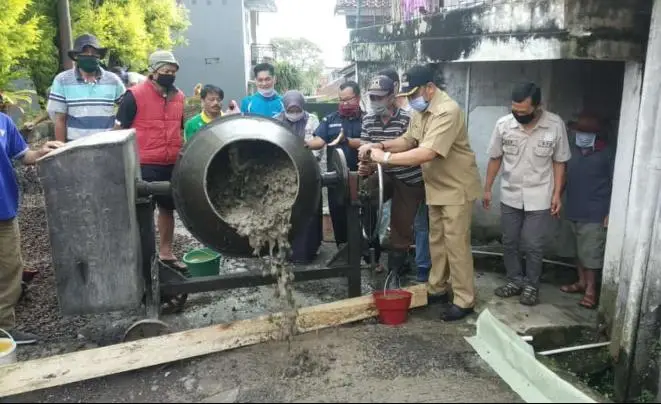 Sedot Dana Desa Rp116 Juta, Pemdes Cimacan Bangun Jalan Beton