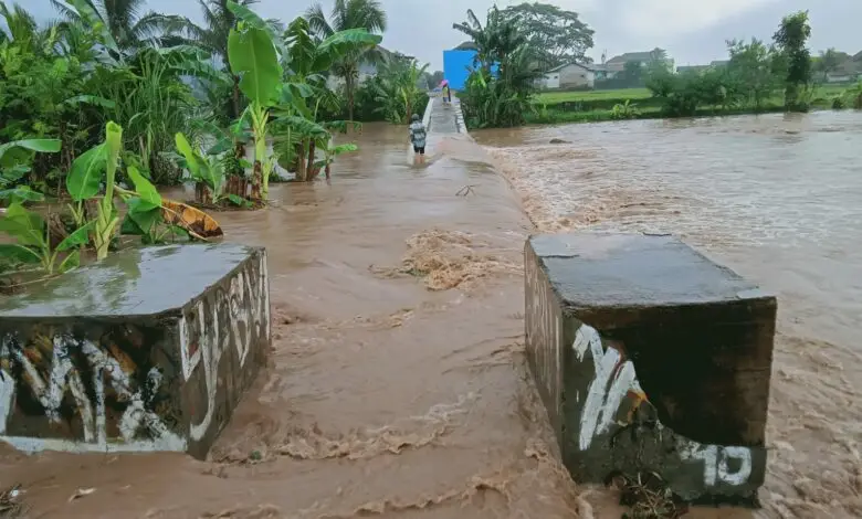 Sejumlah Desa di Cibeber Cianjur Terdampak Longsor dan Banjir