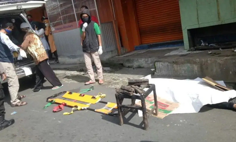 Seorang Pria di Cipanas Ditemukan Meninggal di Pinggir Jalan