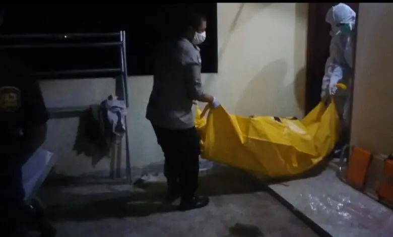 Seorang Pria di Ciranjang Ditemukan Meninggal di Depan TV yang Masih Menyala