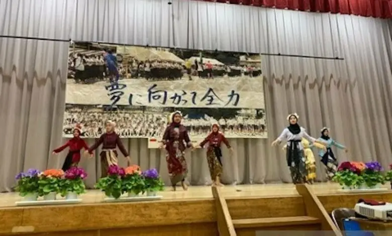 Siswa Cianjur Taklukkan Hati Jepang! Tampilkan Budaya Sunda Mempesona di Negeri Sakura — Cianjur Update