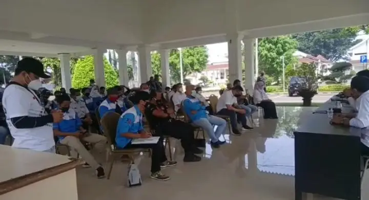 Sopir Kiriman Masuk Jam 7 Pagi Pulang Jam 9 Malam, SPN: Sangat Melanggar