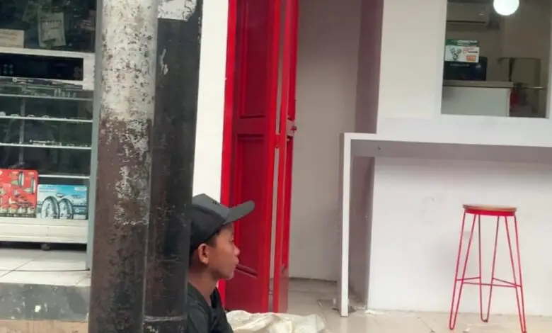 Tak Mampu Urus Biaya Pindah, Seorang Anak di Cianjur Harus Putus Sekolah