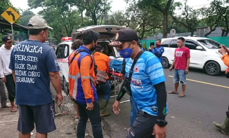 Tiba di Rumah Duka, Korban Hanyut di Sungai Ciranjang Dimakamkan