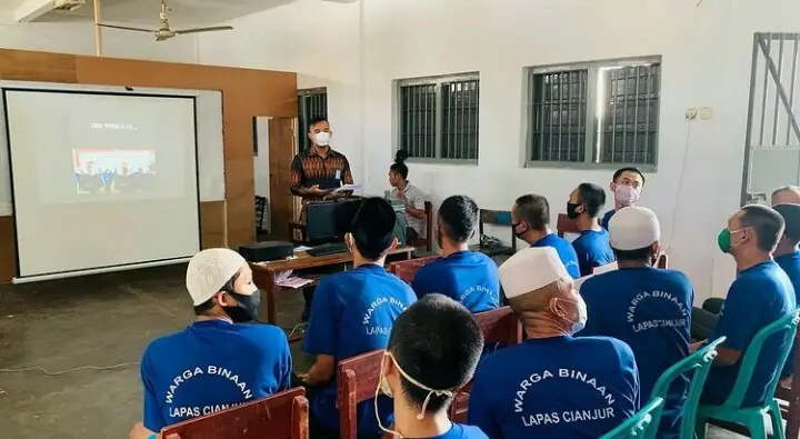 Tingkatkan Pemahaman Hukum, WBP Lapas Cianjur Ikuti Webinar