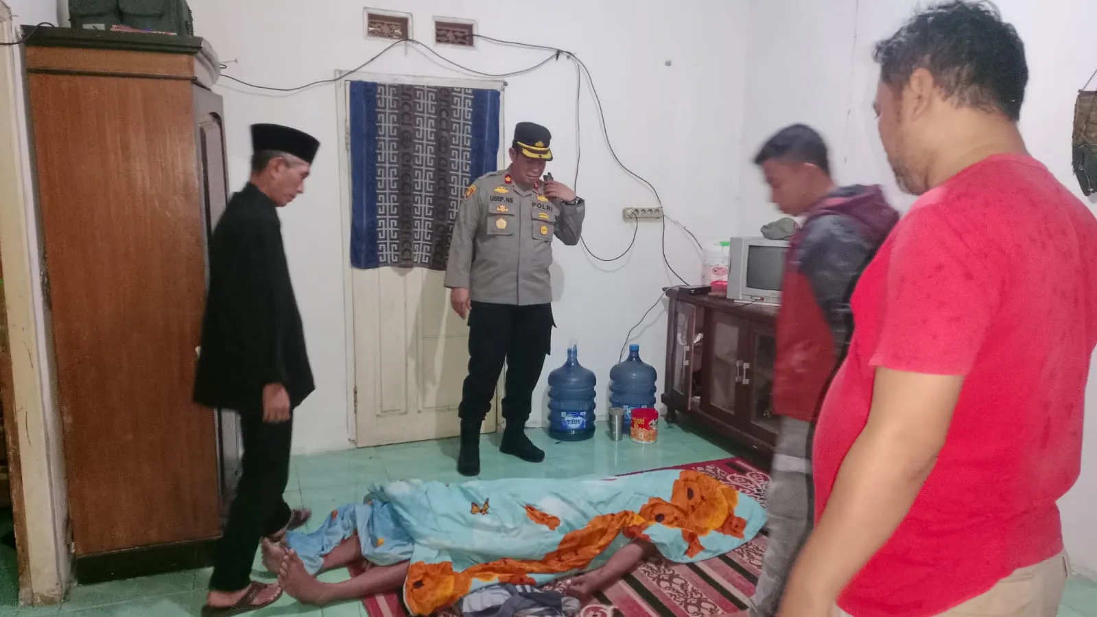 Tragis! Pria di Cianjur Ditemukan Tewas Gantung Diri di Kamar