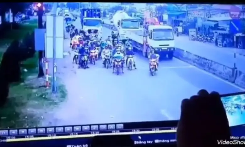 Video Kontainer Tabrak Banyak Motor di Lampu Merah Viral Lagi, Begini Fakta Sebenarnya