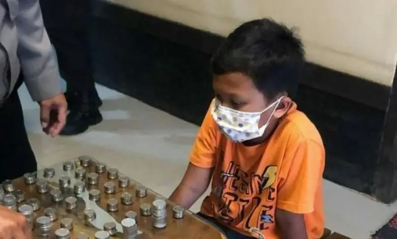 Viral, Anak 9 Tahun di Bandung Sumbangkan Tabungan untuk Beli APD