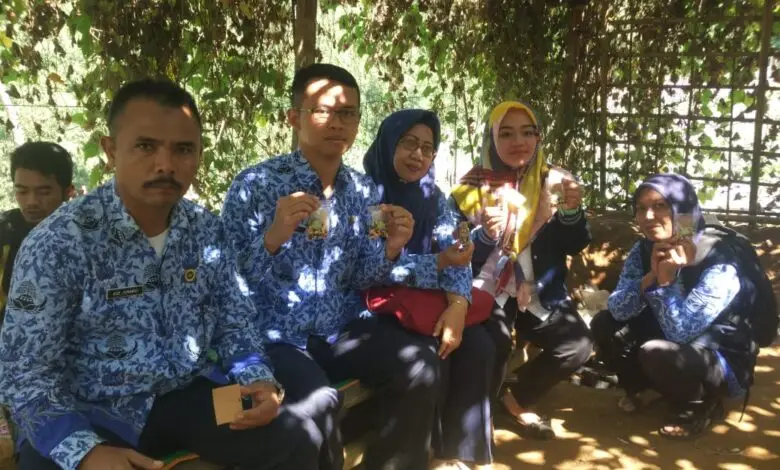 Viral di Medsos, Camat Kunjungi Kebun Jagung Warna-warni
