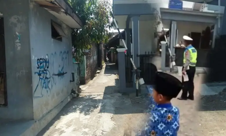 Viral Polisi Razia di Depan Gang, Ternyata di Sini Lokasinya
