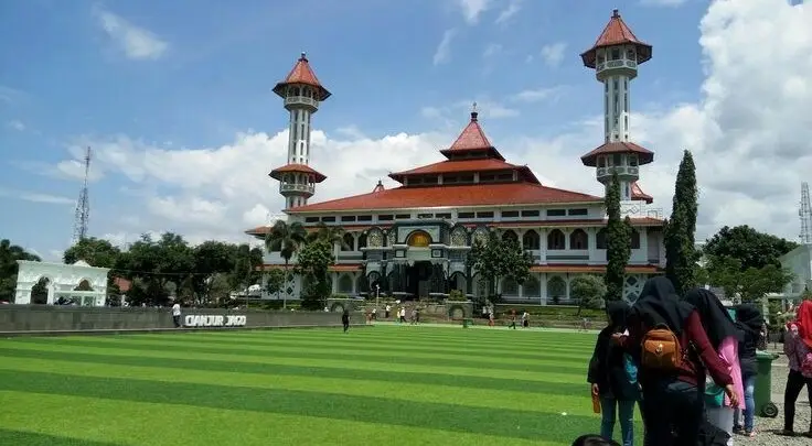 Wajah Baru Alun-Alun Cianjur Mengandung Filosofis Pilar Budaya