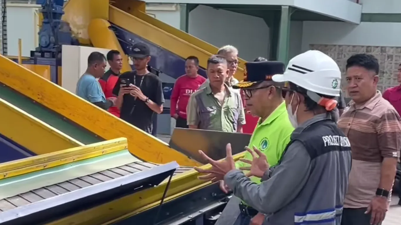Warga Cianjur Diminta Tertib Buang Sampah, TPST Mekarsari Siap Diresmikan
